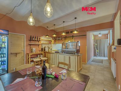 Pronájem obchodního prostoru 100 m²