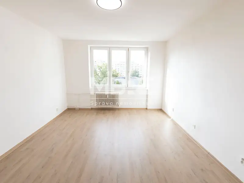 Pronájem bytu 1+1 36 m², Karviná – náhled fotky 2