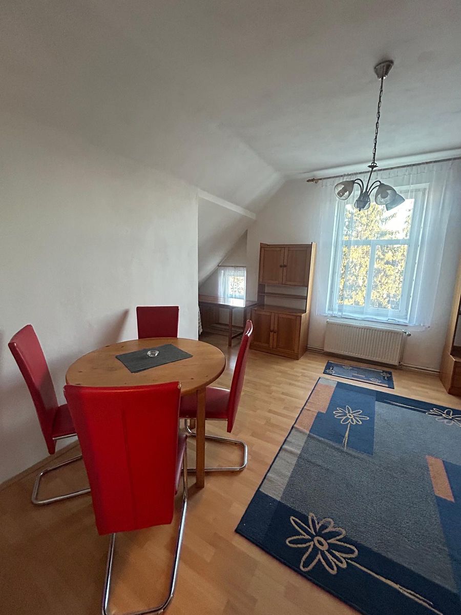 Pronájem bytu 4+kk 100 m² – fotografie 2