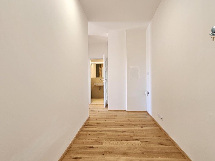 Квартира 2+kk на продаж, 65 м² (34 з 48)