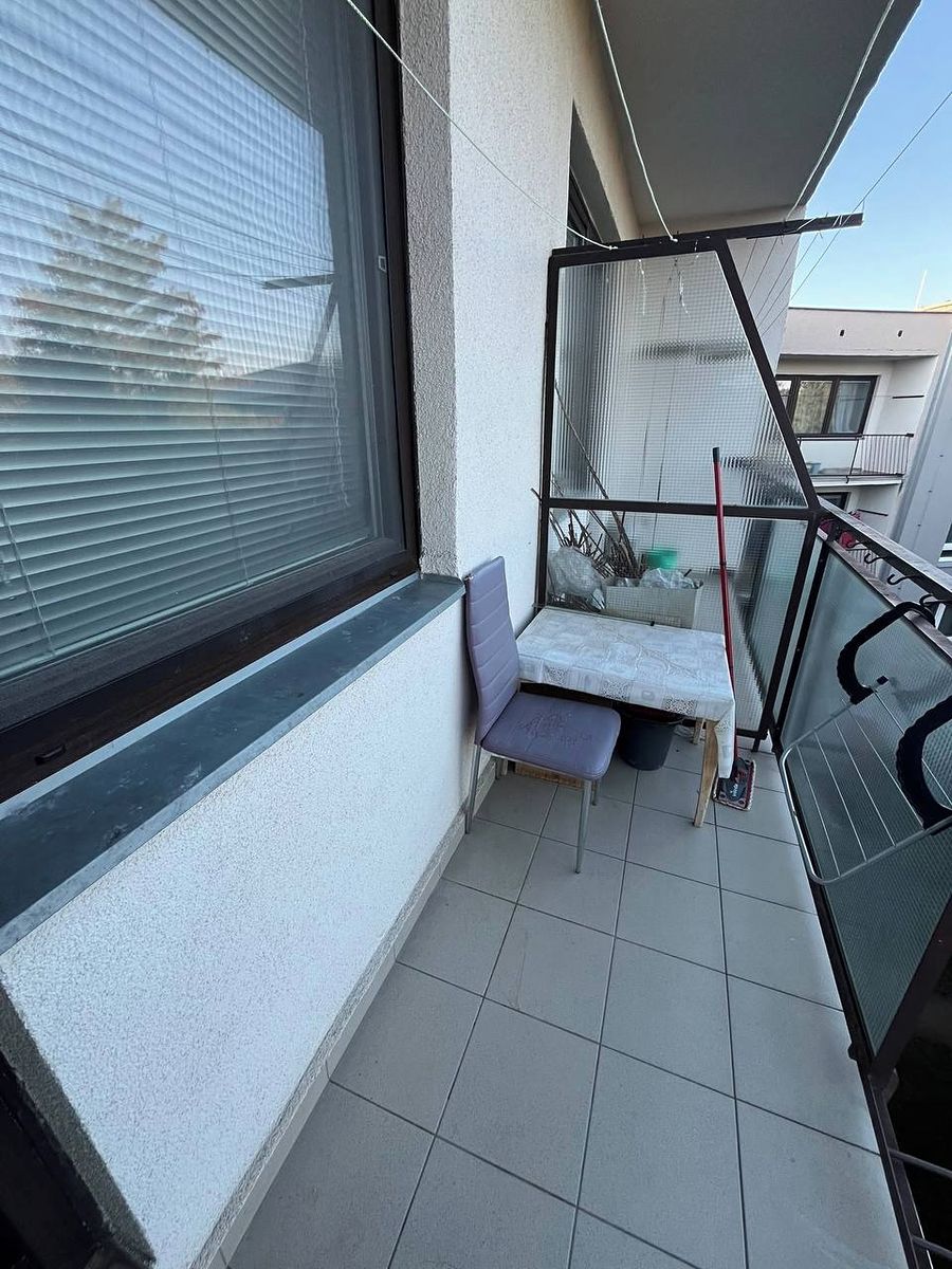 Pronájem bytu 1+1 30 m² – fotografie 3