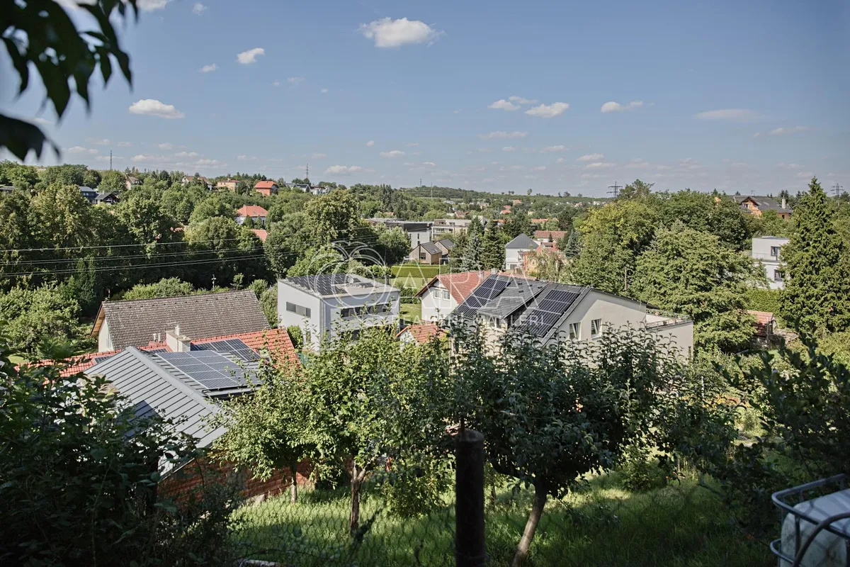 Prodej stavebního pozemku 924 m²
