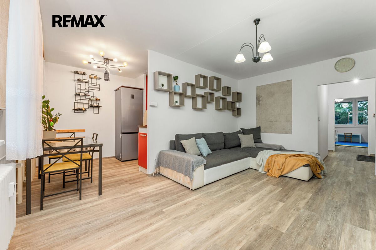 Prodej bytu 3+1 71 m², Praha – fotka 1 z 3