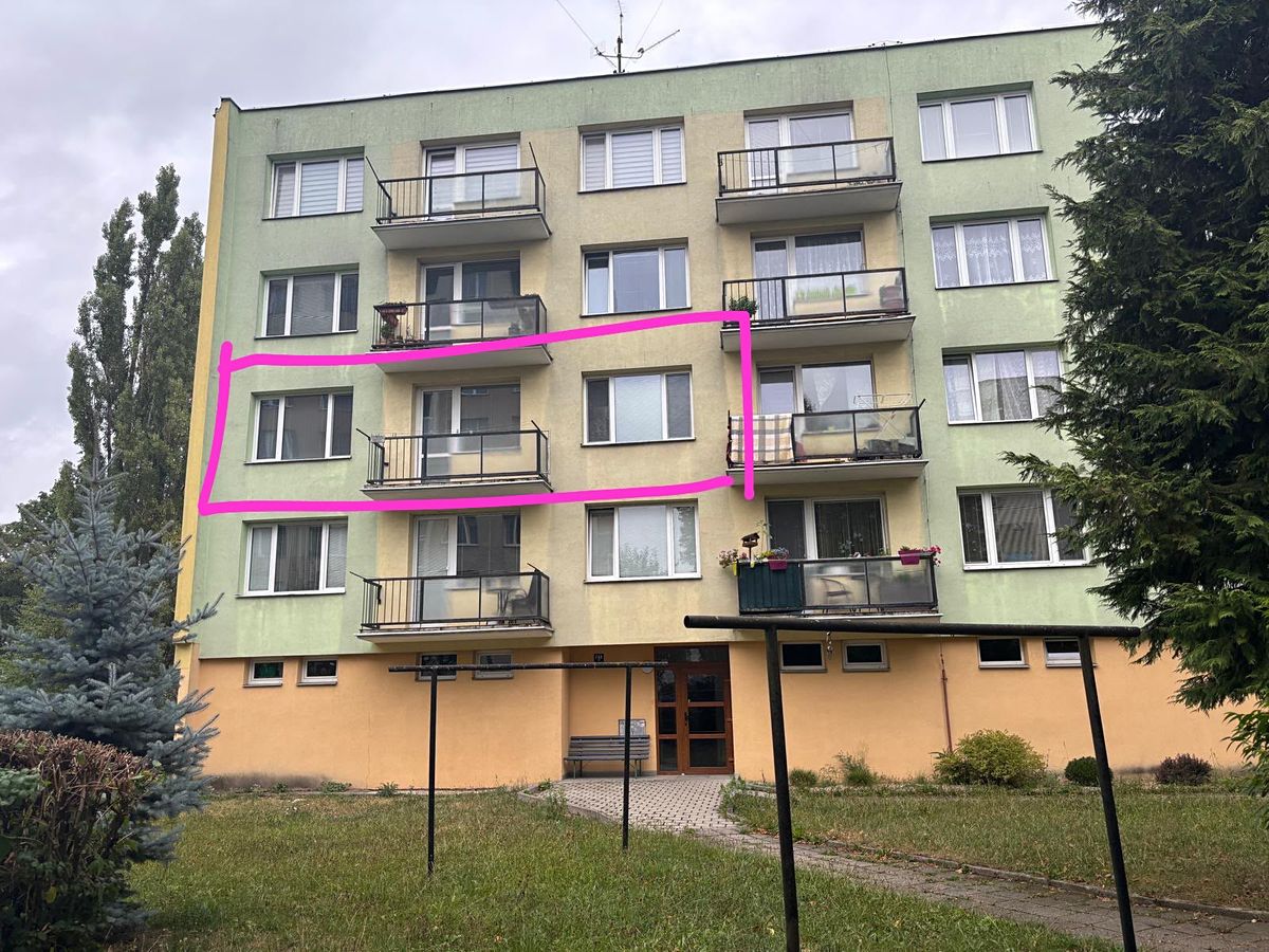 Pronájem bytu 2+1 44 m², Jindřichův Hradec – fotka 1 z 3