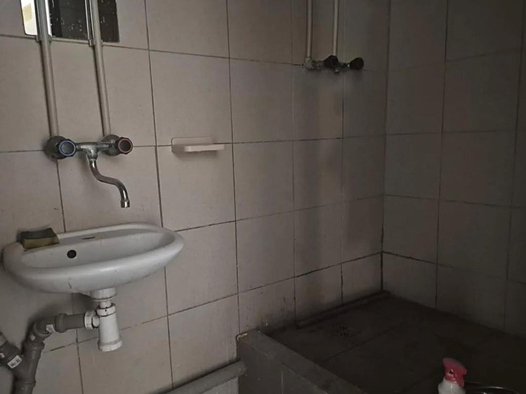 Pronájem komerčního prostoru, 595 m² (13 z 17)