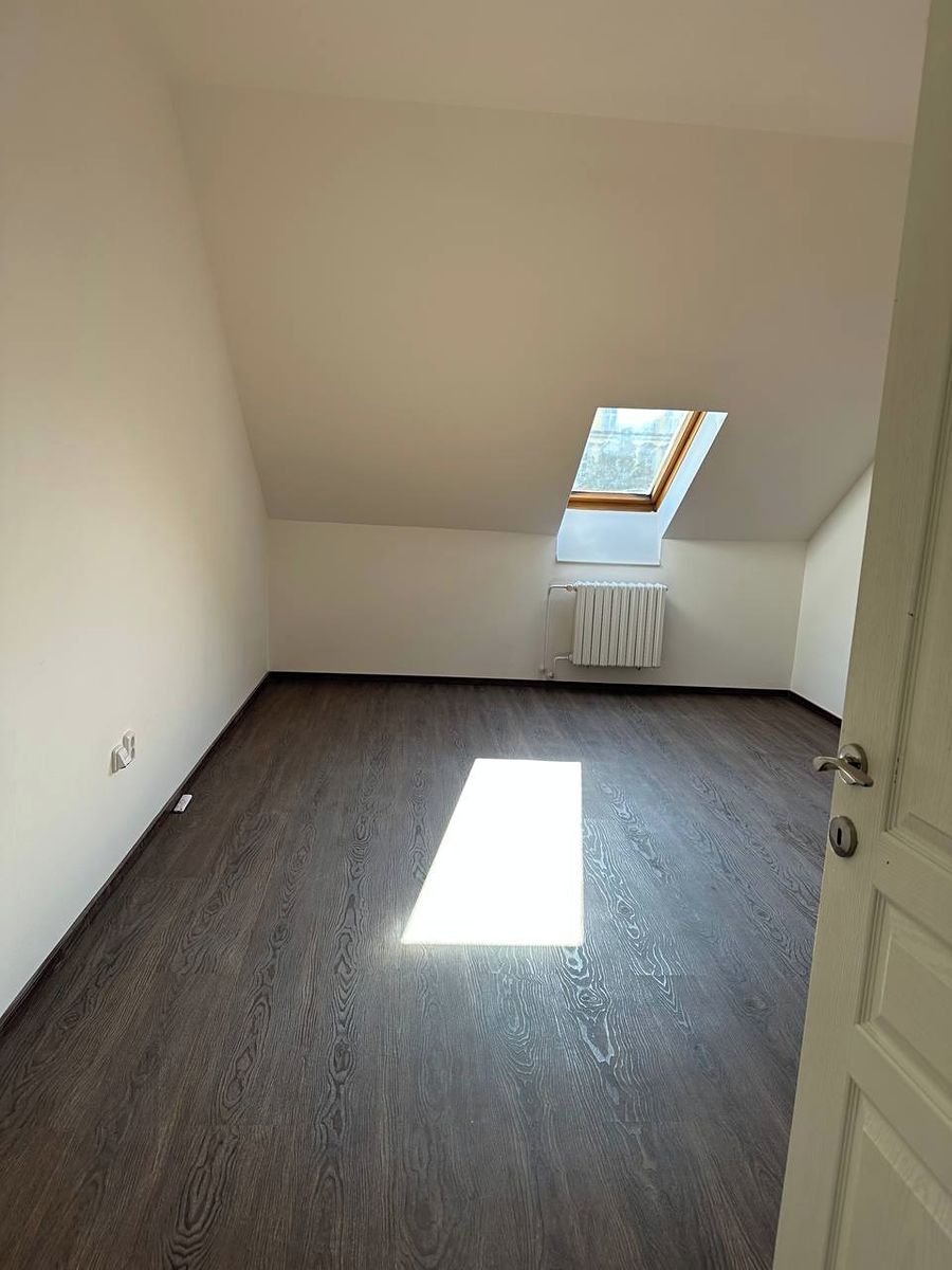 Pronájem bytu 2+kk 105 m² – fotografie 5