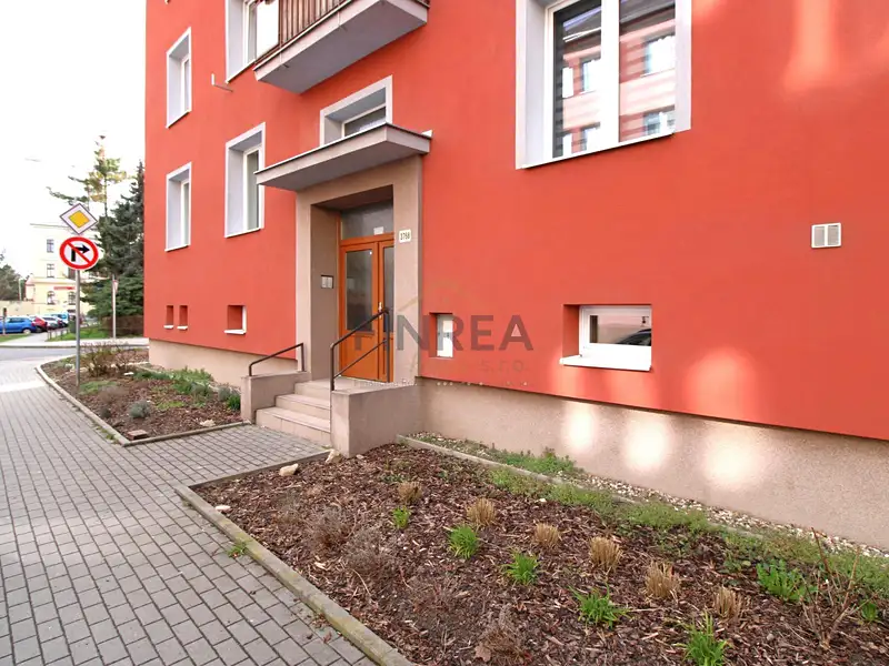 Pronájem bytu 1+kk, 19 m², Chomutov