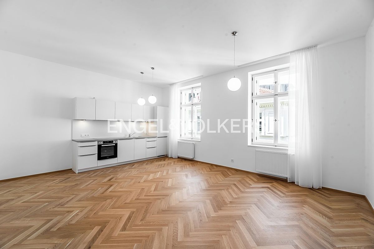 Pronájem bytu 3+kk 87 m²