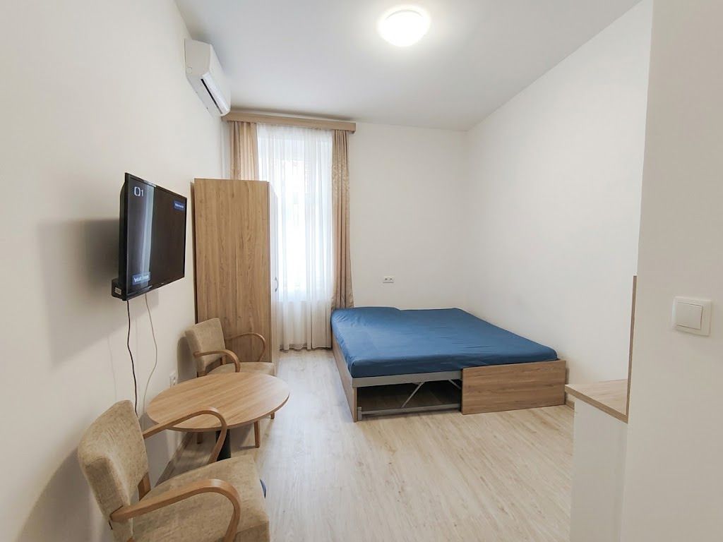 Pronájem bytu 1+kk 23 m², Praha – fotka 1 z 3