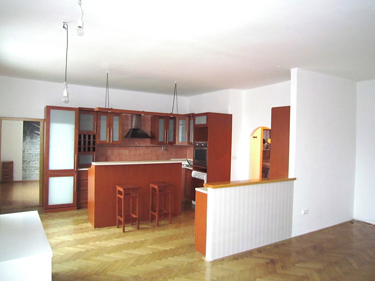 Квартира 2+kk в оренду, 85 м² (2 з 14)