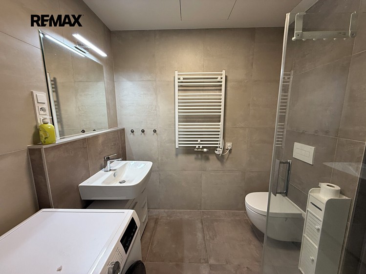 Pronájem bytu 2+kk, 64 m² (8 z 20)