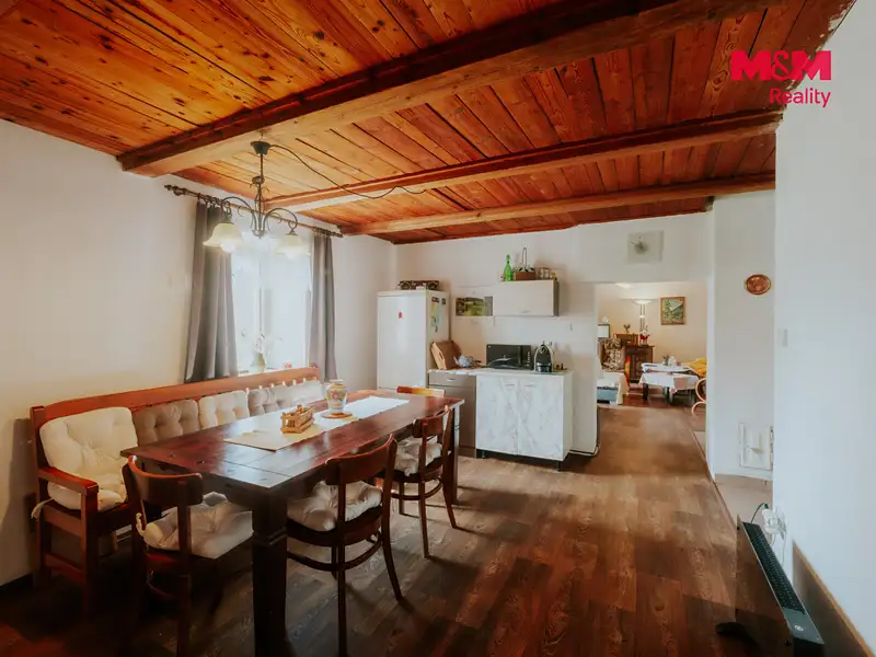Prodej chalupy 250 m², pozemek 875 m², Kadov – náhled fotky 3
