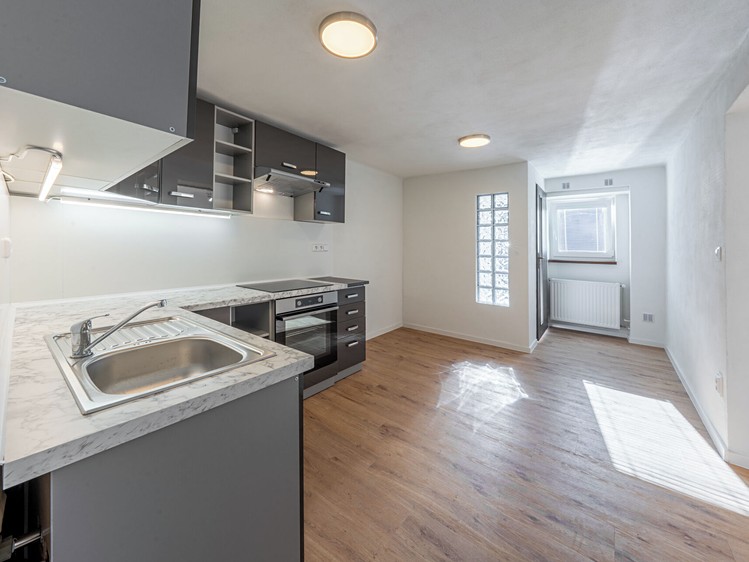 Wohnung 2+1 zur Miete, 57 m² (2 von 9)