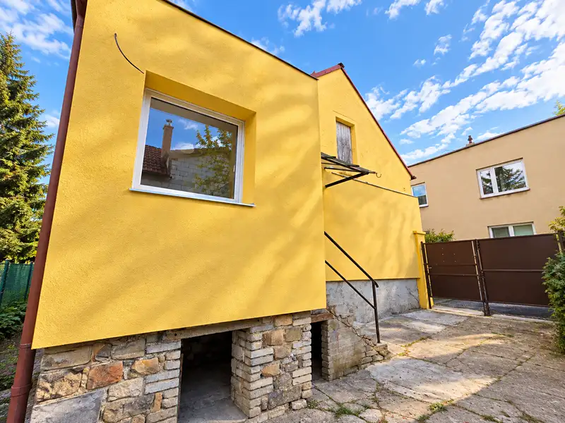 Pronájem rodinného domu 68 m², pozemek 1300 m², Jinočany – náhled fotky 2