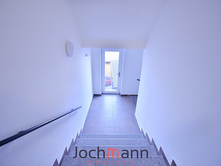 Pronájem bytu 1+1, 32 m² (6 z 7)