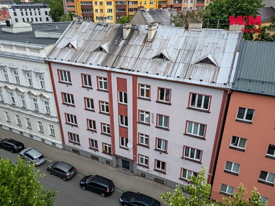 Комерційне приміщення на продаж, 960 м² (2 з 30)