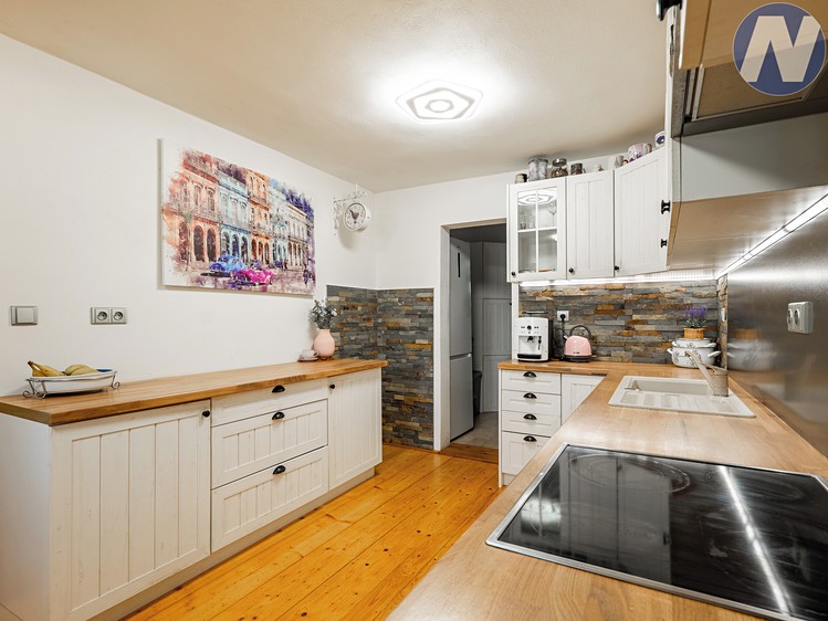 Prodej domu, 195 m² (16 z 36)