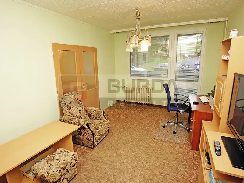 Pronájem bytu 3+1 68 m², Neratovice – náhled fotky 1