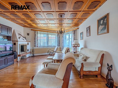 Prodej domu, 280 m² (2 z 62)