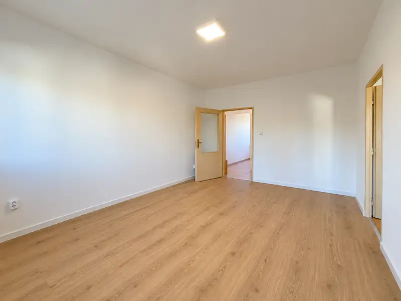 Prodej bytu 3+1 67 m², Zlín – náhled fotky 2