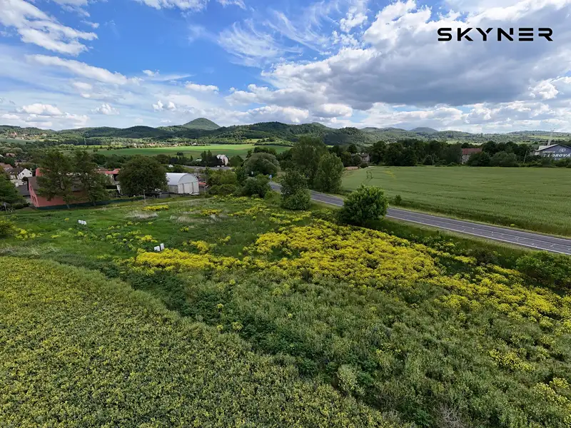 Prodej stavebního pozemku 1033 m², Žalany – náhled fotky 2