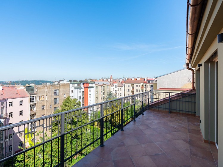 Квартира 4+kk на продаж, 119 м² (10 з 17)