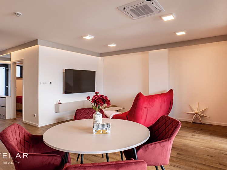 Pronájem bytu 2+kk, 51 m² (10 z 19)