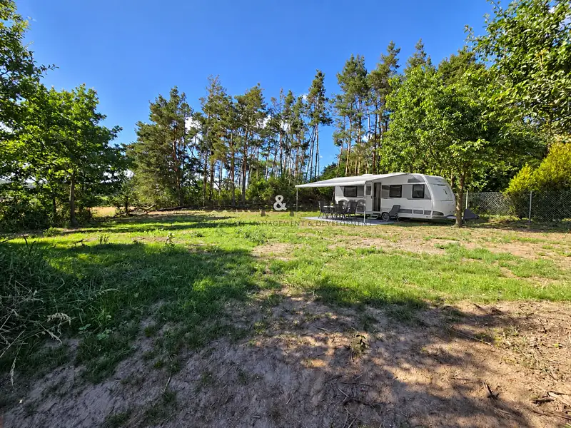 Prodej louky 669 m², Slapy – náhled fotky 1