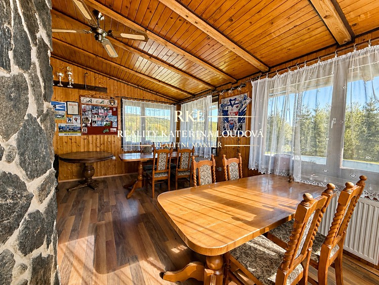 Prodej komerčního prostoru, 1 011 m² (21 z 27)