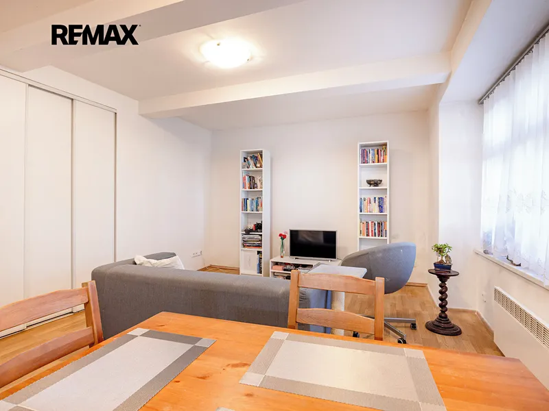 Prodej bytu 2+kk v osobním vlastnictví 50 m², Praha 4 - Podolí