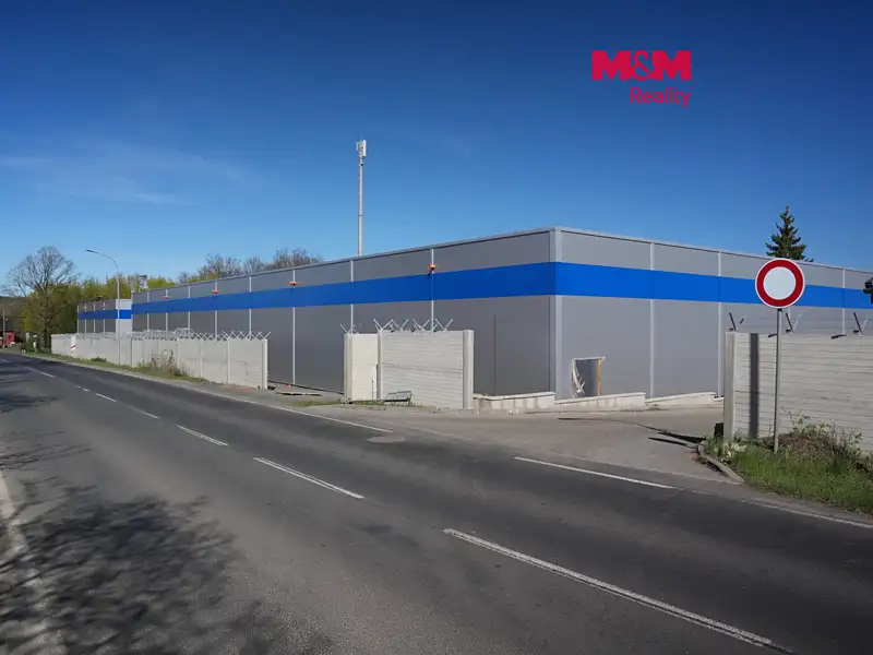 Pronájem skladového prostoru 2100 m², Dalovice – náhled fotky 1