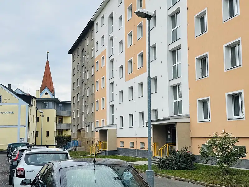 Pronájem bytu 3+1 84 m², Plzeň – náhled fotky 2