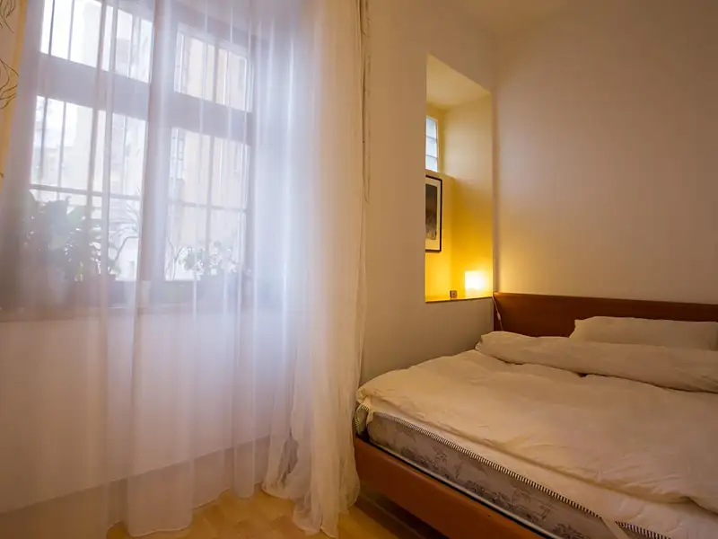 Pronájem bytu 2+kk 50 m², Praha – náhled fotky 3