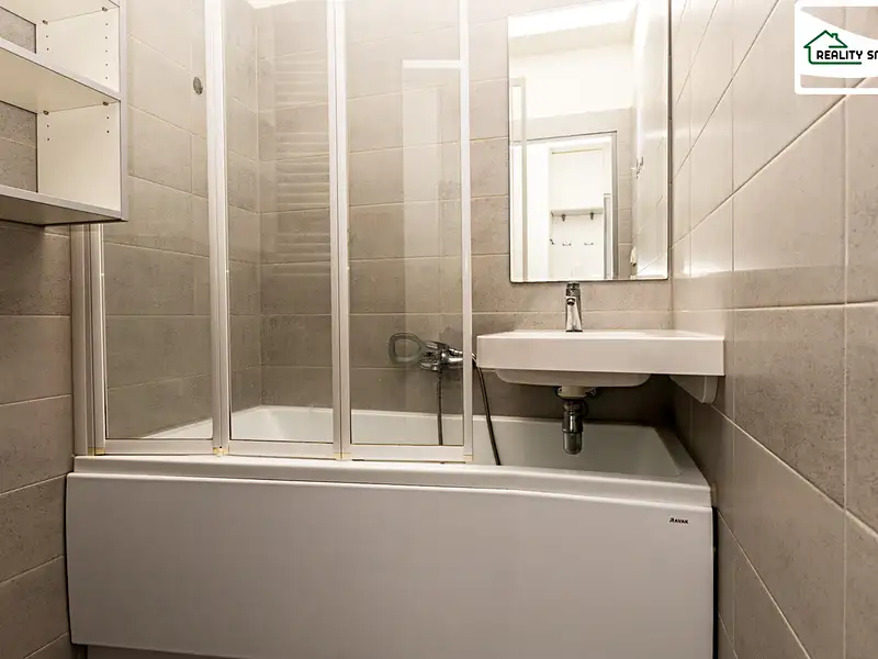 Prodej bytu 2+1 50 m², Cheb – náhled fotky 3
