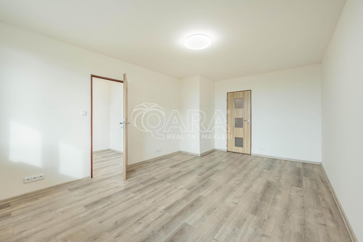 Pronájem bytu 2+1 55 m² – fotografie 5
