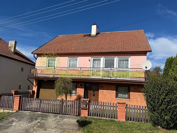 Будинок на продаж, 142 м² (2 з 39)