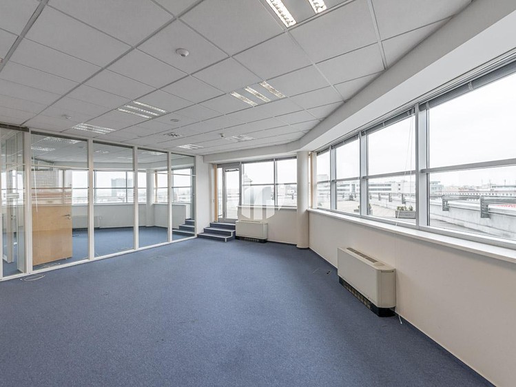 Комерційне приміщення в оренду, 956 м² (7 з 10)