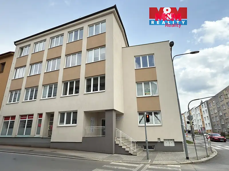 Pronájem kanceláře 63 m², Písek – náhled fotky 1