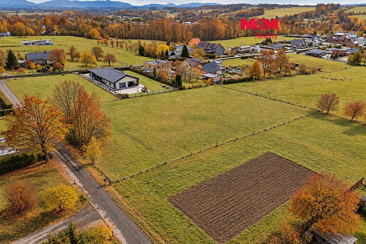 Prodej stavebního pozemku 1761 m², Horní Bludovice – fotka 1 z 3