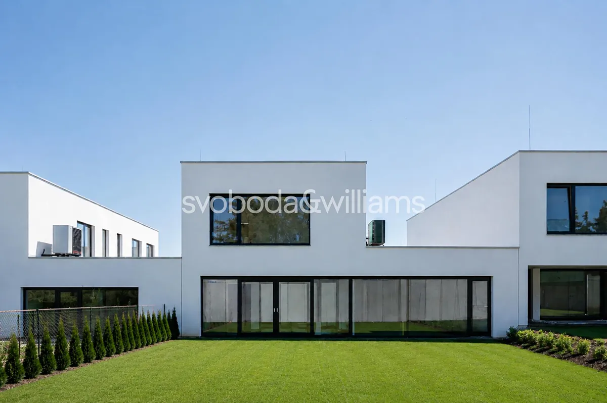 Prodej rodinného domu 296 m², pozemek 572 m²