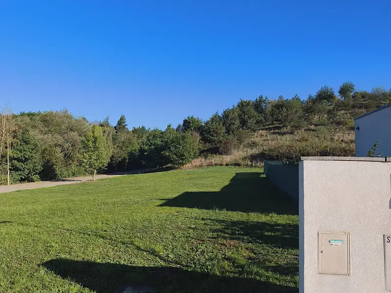 Prodej stavebního pozemku 966 m², Květnice – náhled fotky 2