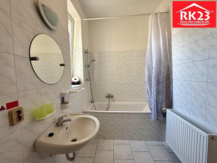 Квартира 1+kk в оренду, 40 м² (7 з 8)