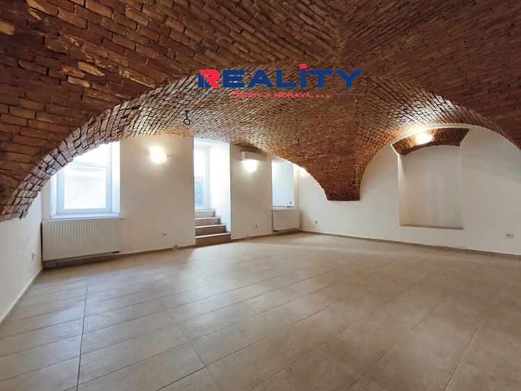 Квартира 1+kk в оренду, 66 м² (3 з 6)