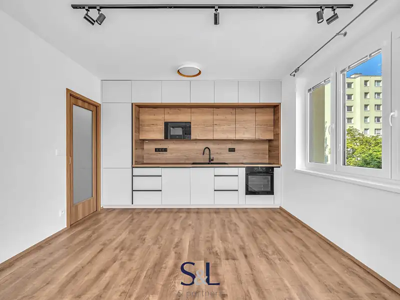Prodej bytu 2+kk 60 m², Liberec – náhled fotky 1