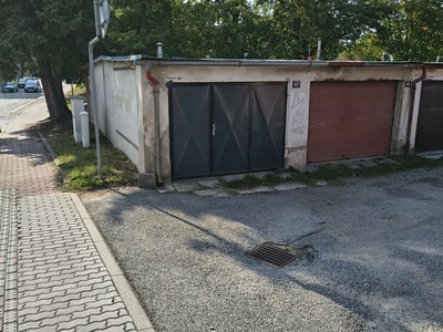 Нерухомість на продаж, 16 м² (2 з 3)