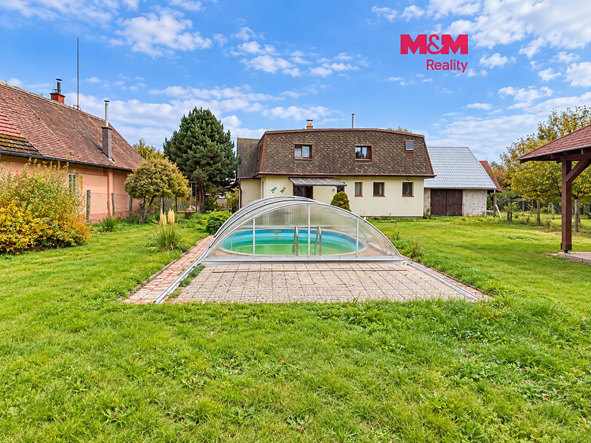 Prodej rodinného domu 194 m², pozemek 1345 m², Horka – fotka 1 z 3