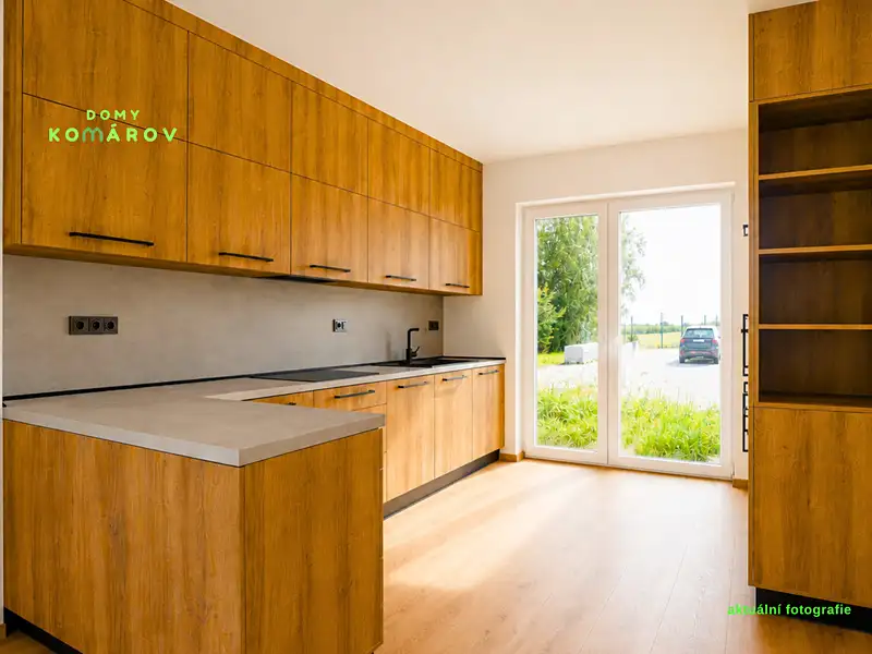 Prodej rodinného domu 131 m², pozemek 425 m², Dolní Roveň – náhled fotky 2