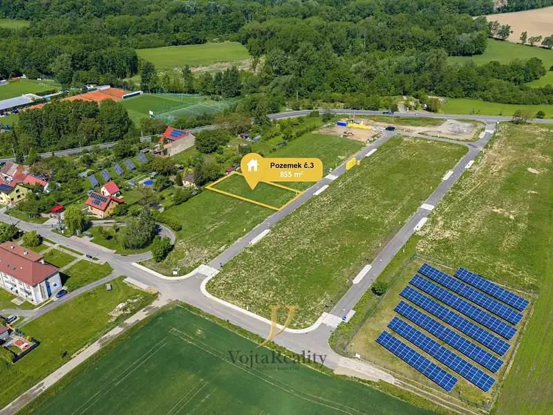 Prodej stavebního pozemku 855 m², Přerov – náhled fotky 1