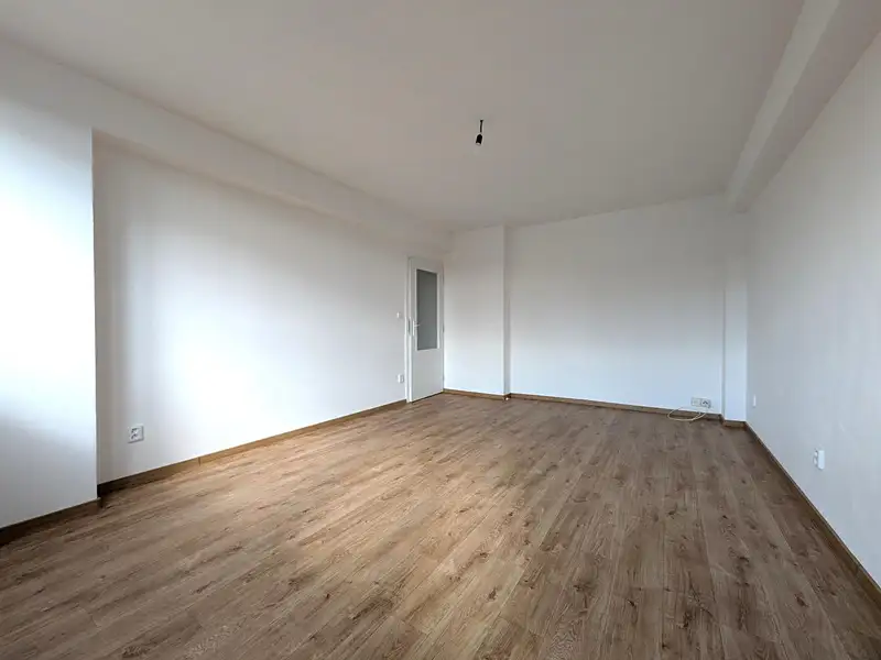 Pronájem bytu pokoje 19 m², Mladá Boleslav – náhled fotky 1