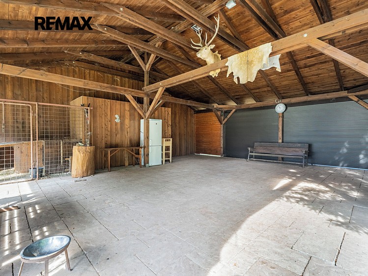 Prodej domu, 380 m² (31 z 48)